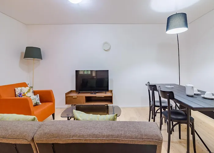 1-bedroom In Porto's Heart Porto