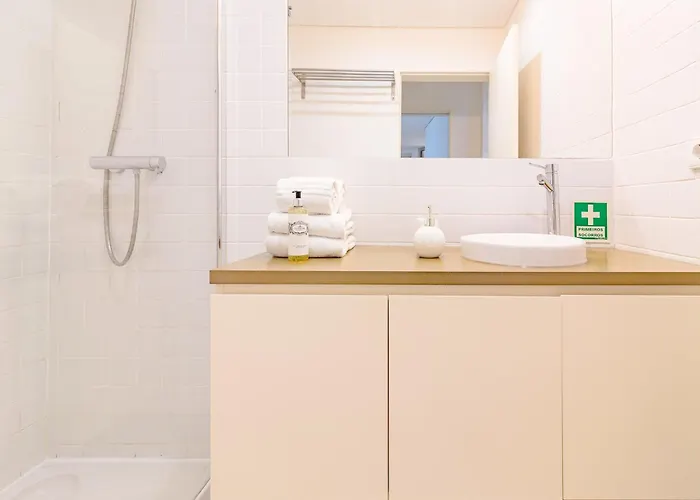 1-bedroom In Porto's Heart * Porto