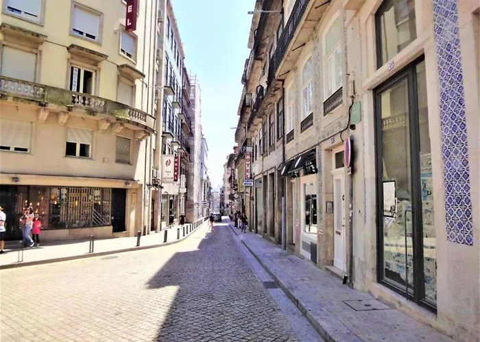 1-bedroom In Porto's Heart Porto