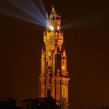 1-bedroom In Porto's Heart 아파트 *