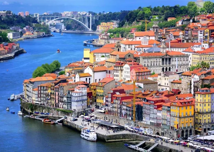 1-bedroom In Porto's Heart *