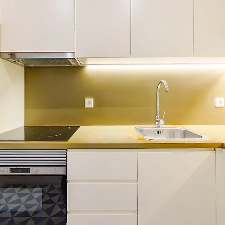 1-bedroom In Porto's Heart Apartman Porto