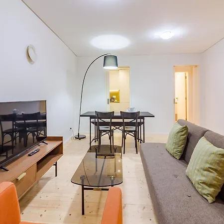 Apartment 1-bedroom In Porto's Heart