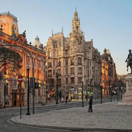 1-bedroom In Porto's Heart Apartman Porto